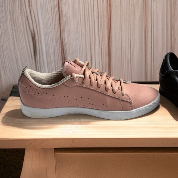 PUMA Smash V2 Women’s Leather Sneakers | Peach Beige | Size 7.5 | SoftFoam - Picture 5 of 6